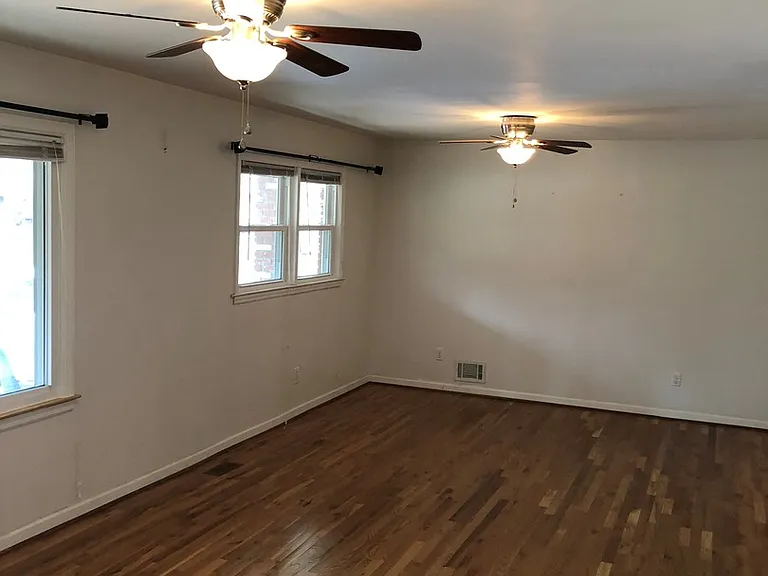 1010 Green Valley Rd SW — Photo 11