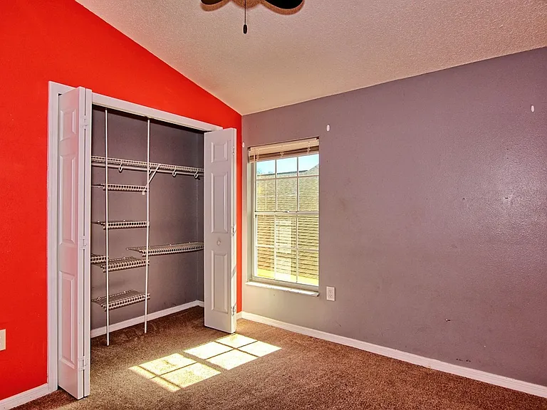 4335 Creekside Blvd — Photo 17