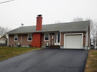 477 Oxford St N, Auburn, MA 01501