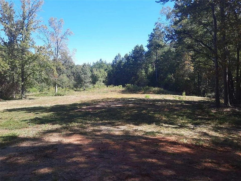 2nd image of 221 Farrow Rd
