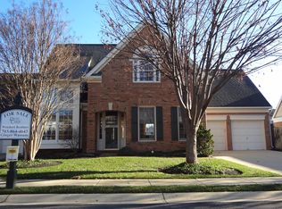 18406 Harbour Town Ter, Leesburg, VA 20176