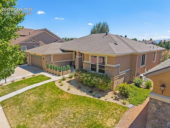 3rd image of 10166 Pine Glade Dr