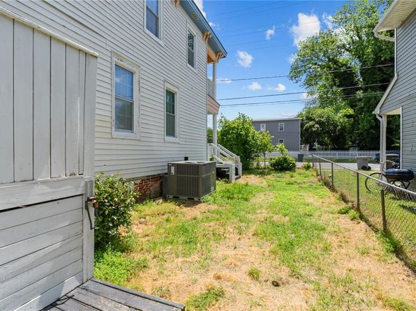 26 Downes St, Hampton, VA 23663