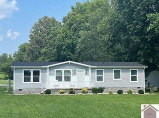 1046 W School Rd, Sacramento, KY 42372
