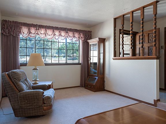 5th image of 18 Juniper Hills Rd