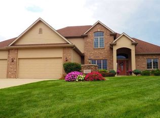 11231 Blackwood Cv, Roanoke, IN 46783