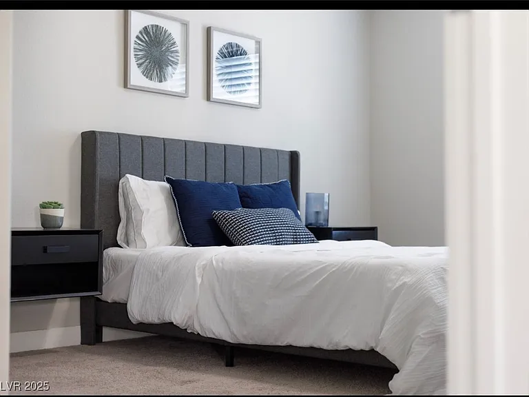 8631 Tortoise Canyon Ct — Photo 18