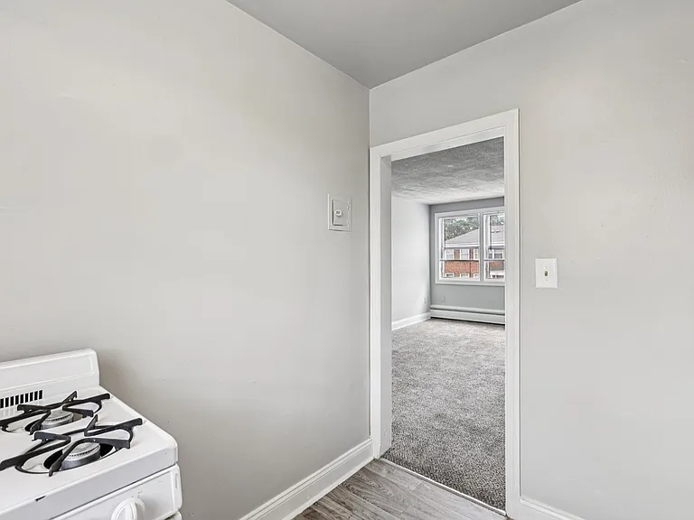 Oaklee Village Apartments — Photo 50