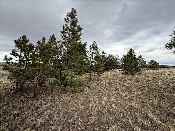 4th image of 990 Coyotero Trail