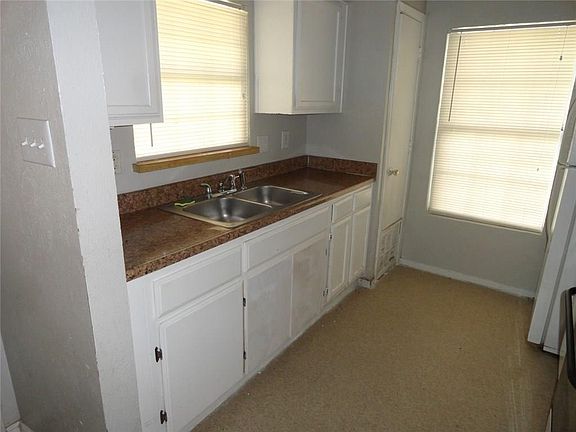 4th image of 9910 Cushing Dr