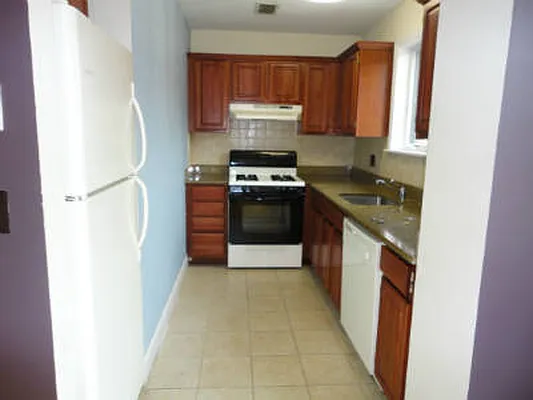 Rented by Urban Realty NYC | media 1