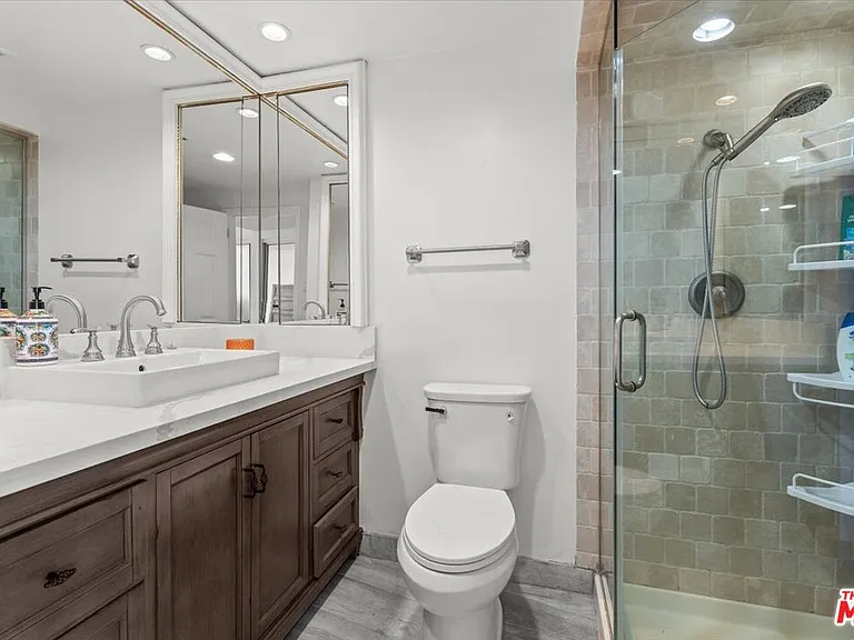 4316 Marina City Dr #927 — Photo 14