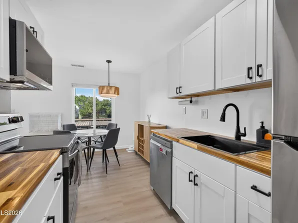 4606 Neil Rd APT 202, Reno, NV 89502