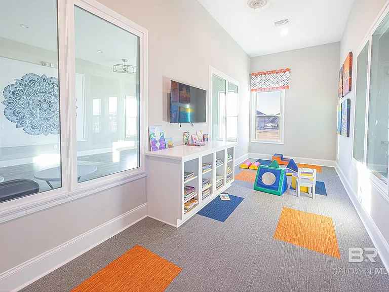24606 Alamitos Trace Dr — Photo 49