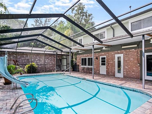 2nd image of 1313 Brandonwood Dr