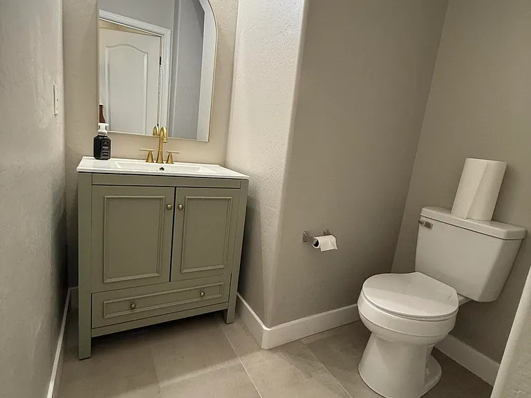 1015 S Val Vista Dr #8 — Photo 12