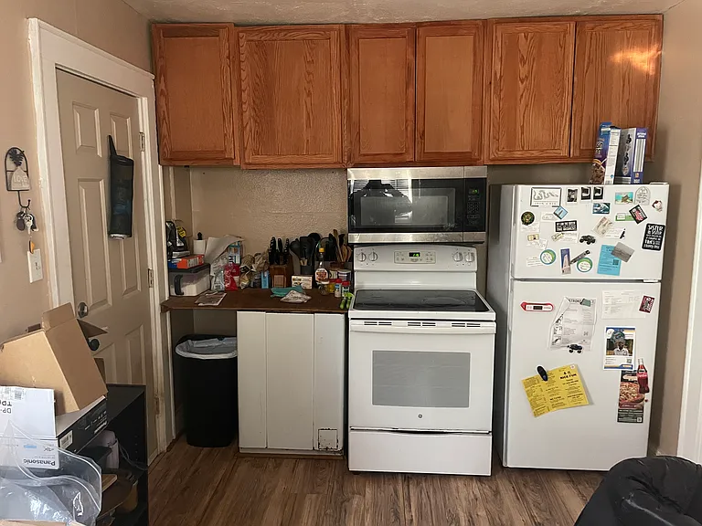 2230 N Main Ave #A — Photo 4