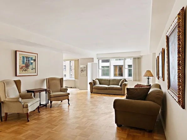 136 E 56th St APT 12B, New York, NY 10022