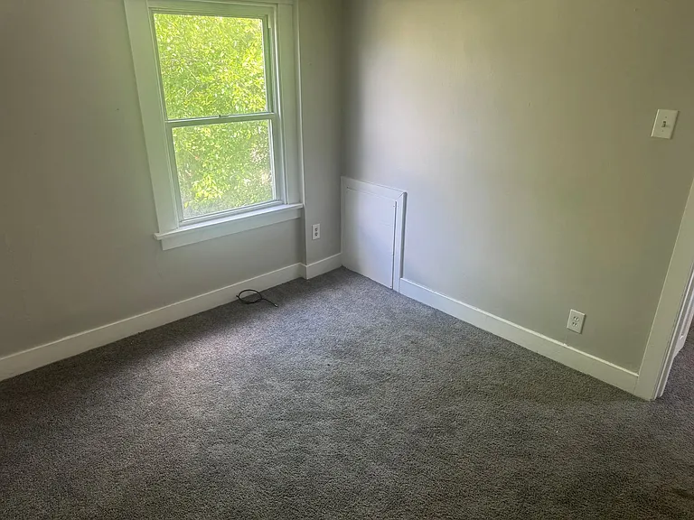 549 Farnsworth Ave — Photo 9