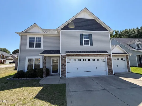 1805 Shady Knoll Ln, Fayetteville, NC 28314