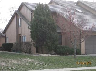 1201 Lakewood Dr, Morris, IL 60450