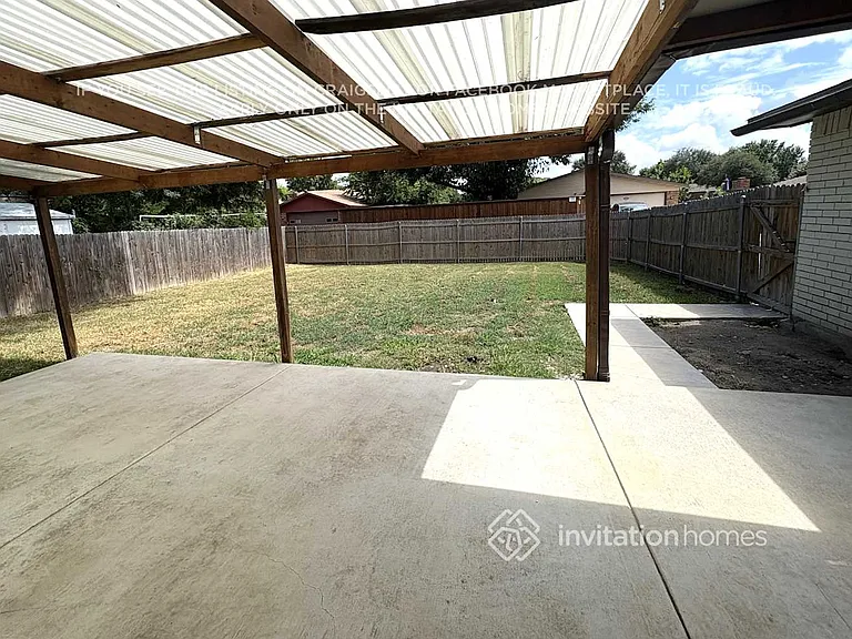 1817 Butterfield Trl — Photo 14