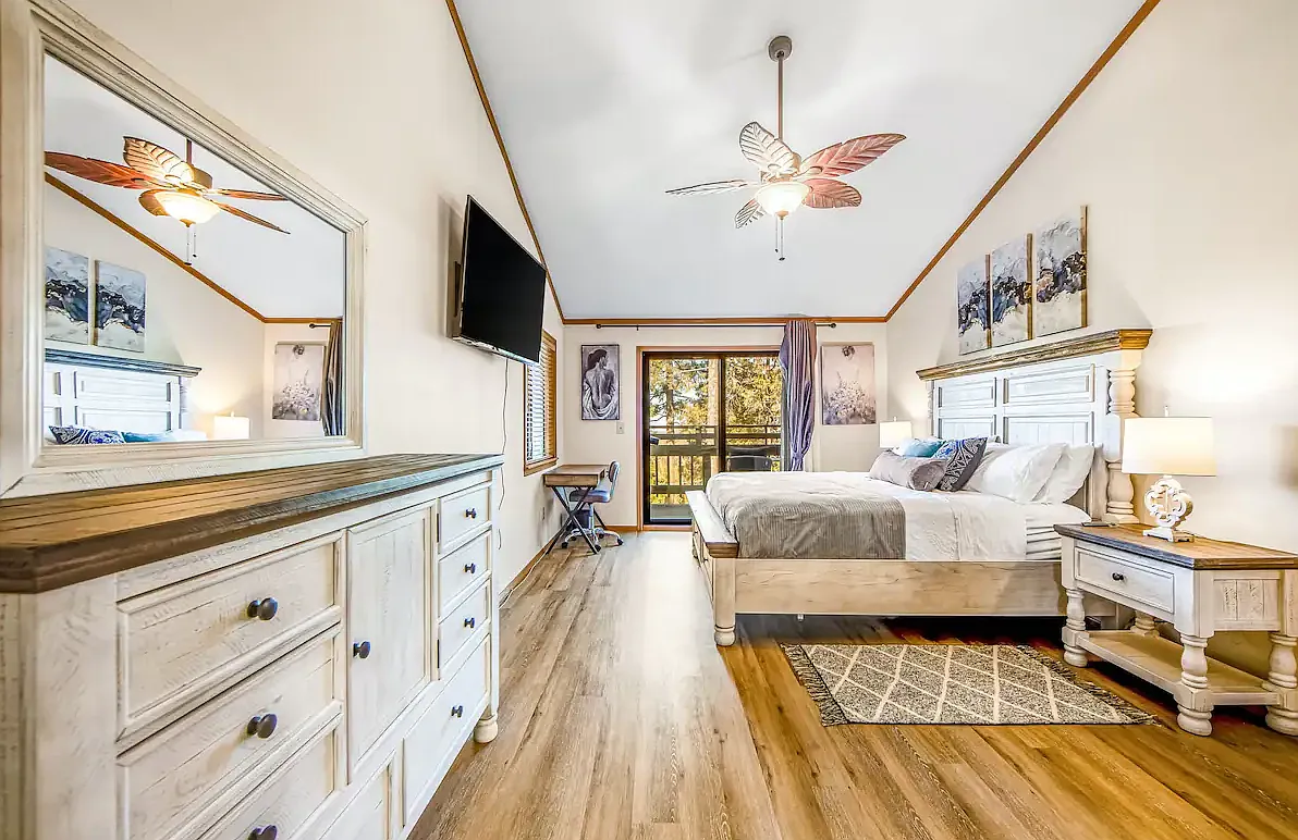 3 bed, 1456 sqft, $2,790 — Photo 4