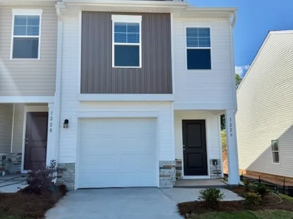 1226 Forestbrook Ln, Spartanburg, SC 29303