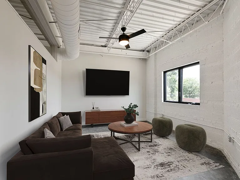 The Westover — Photo 2