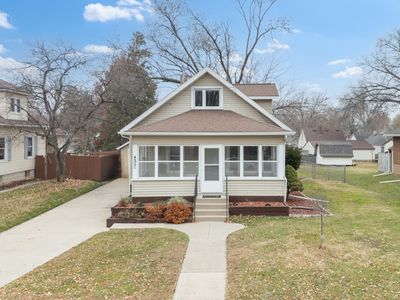 425 7th St NW, Rochester, MN, 55901