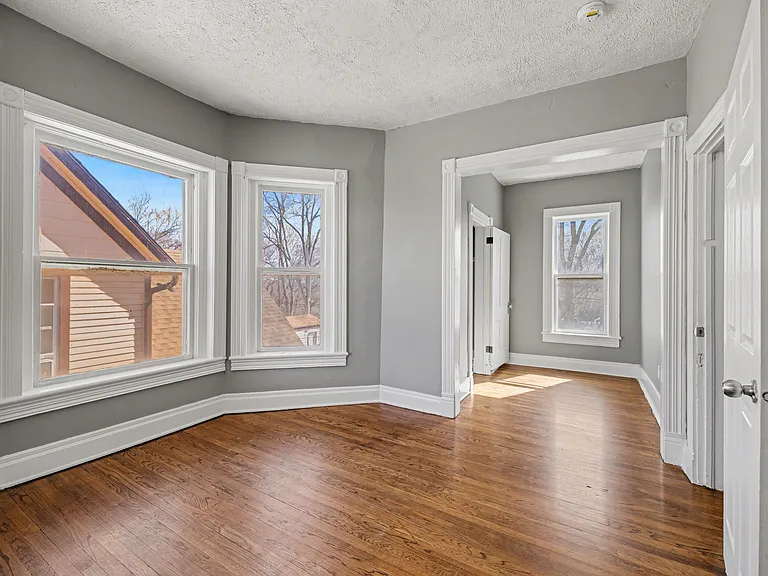 3833 Parker St #1 — Photo 5
