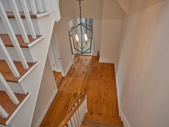 18A W Bridge St #A, New Hope, PA 18938