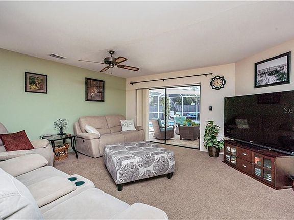 4th image of 106 Meadowcross Dr