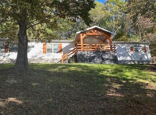 366 Lewis Rd, Jackson, OH 45640