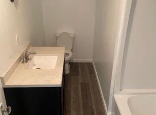 2 E Locust St #3, Mount Holly Springs, PA