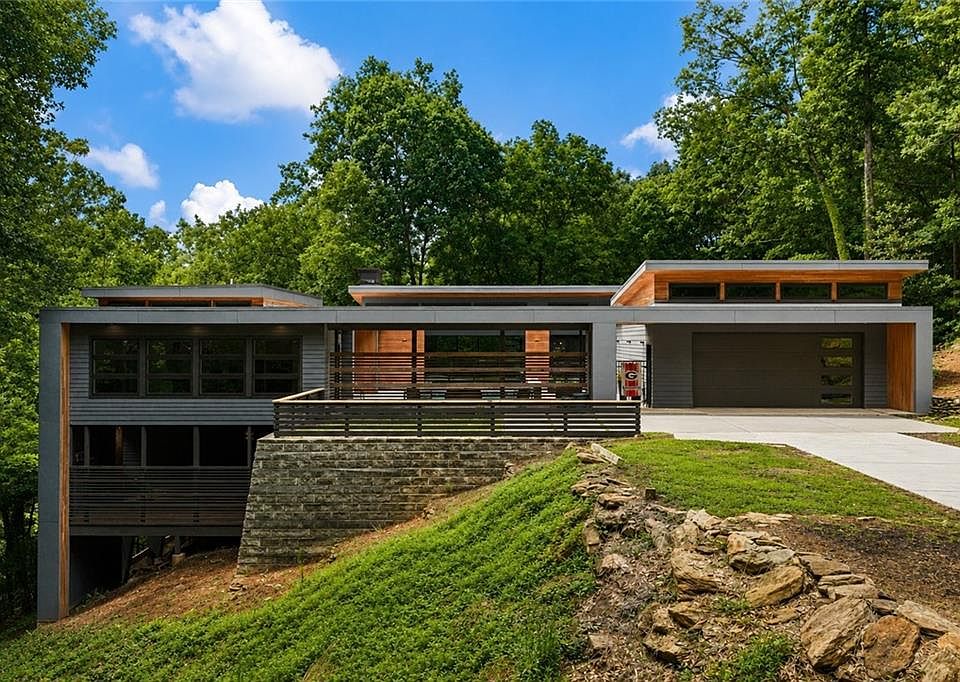 1st image of 242 Valley Ridge Dr