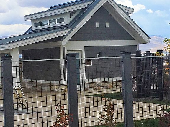 3rd image of 631 E Dutch Mountain Dr #8