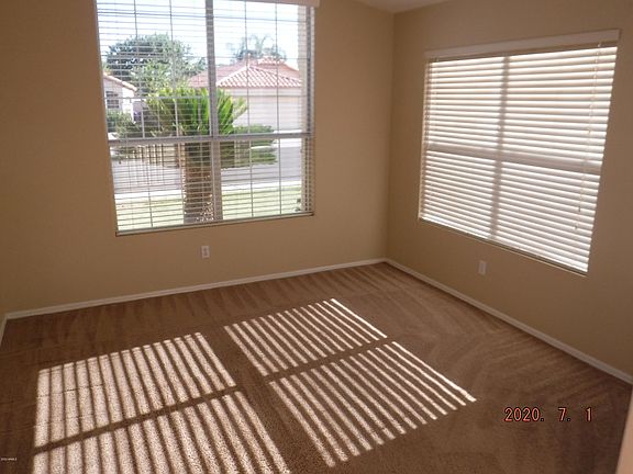3rd image of 1163 W Sparrow Dr