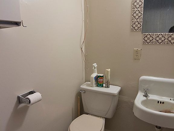 4th image of 115 Chowning St