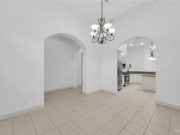 4th image of 3362 Midlands Cir