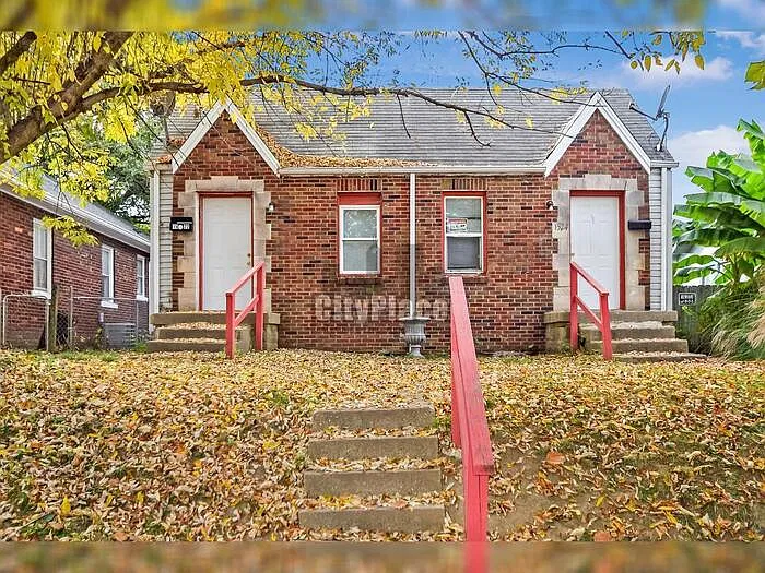 1522 N Gladstone Ave