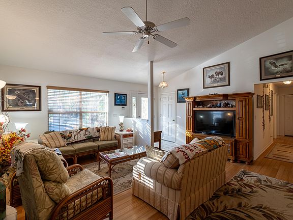 3rd image of 240 Micklers Rd