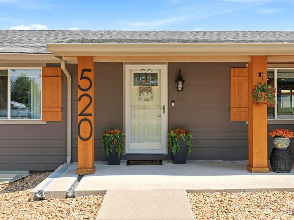 520 Namaqua Rd
