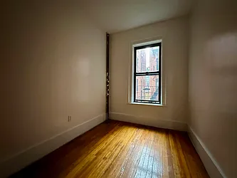 Rented by JB Mac Real Estate Inc.