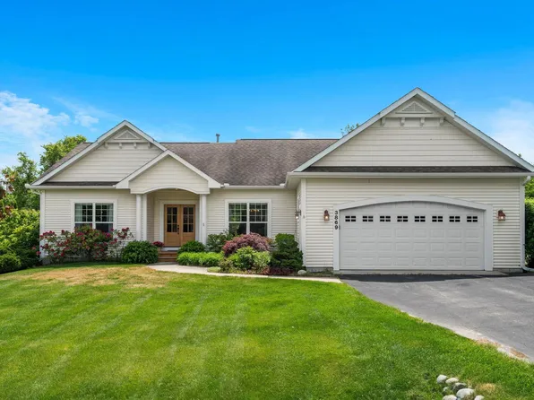 3869 Stoneridge Dr, Traverse City, MI 49684
