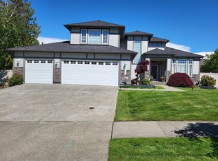 1511 Crystal Lane Loop SE, Puyallup, WA 98372
