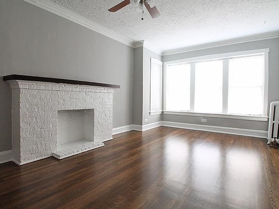 2nd image of 310 Washington Blvd APT 2N