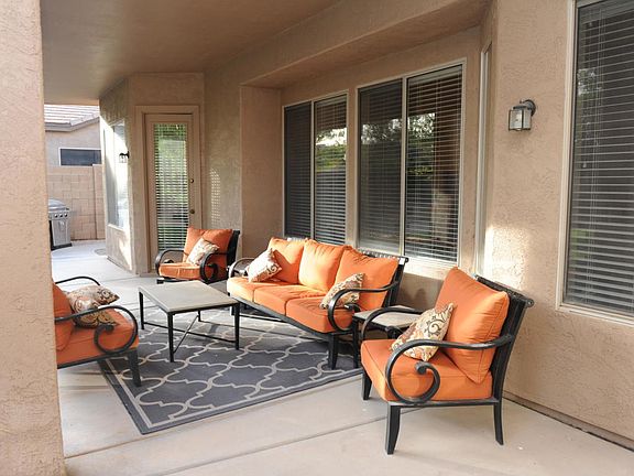 5th image of 755 W Goldfinch Way