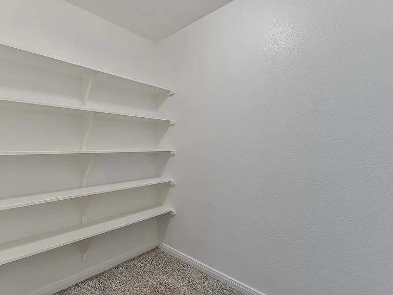 6306 Golden Gate Dr — Photo 20