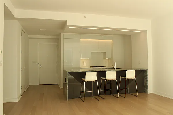 Rented by Compass | media 7